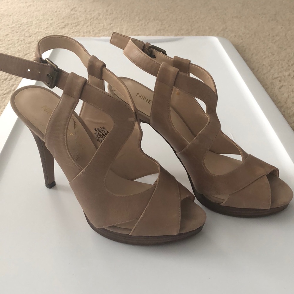 Tan heels, size 7